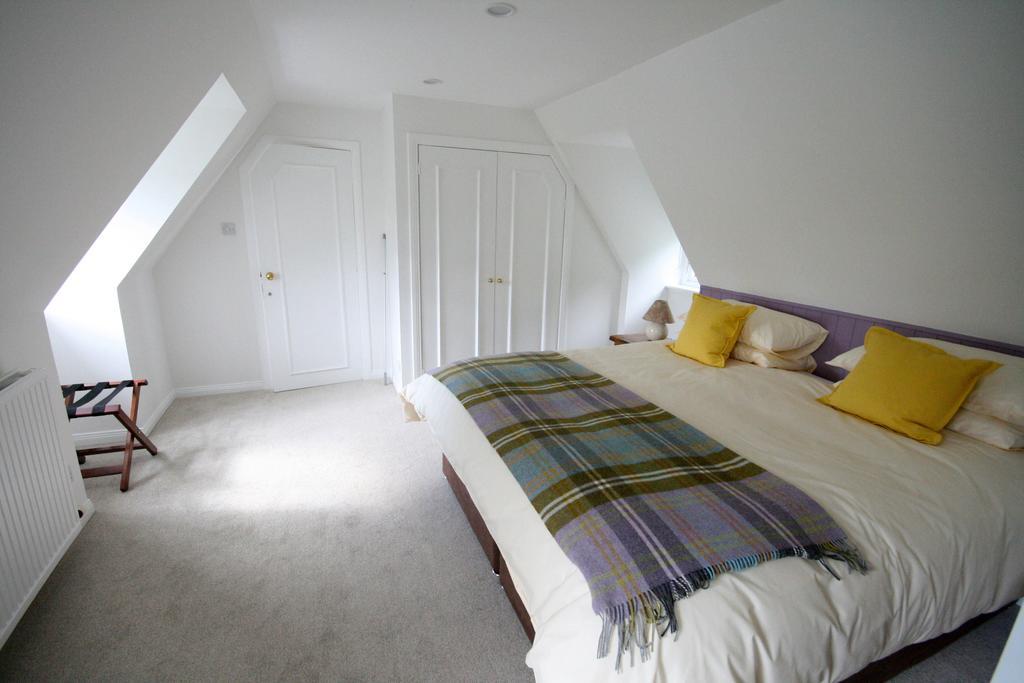 Dava School House Bed & Breakfast Grantown-on-Spey Room photo